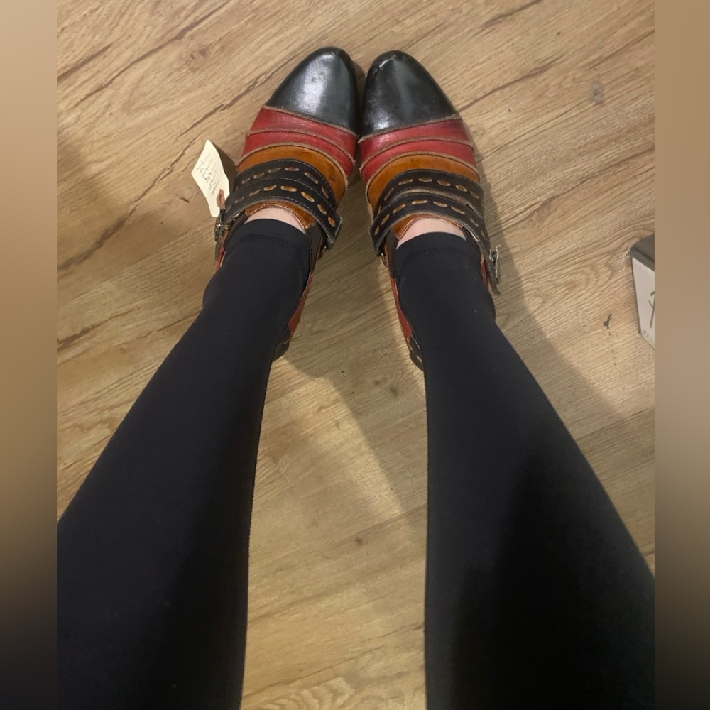 Women's Red and Brown Leather Shoes